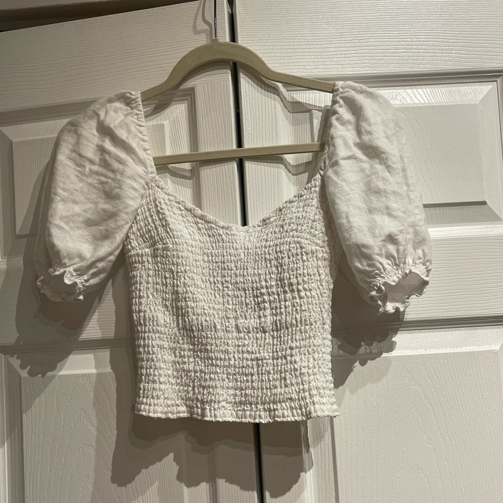 Abercrombie ruched puff sleeve top